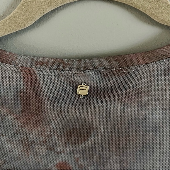 Fabletics Marie Mesh Croptop - Picture 3 of 4